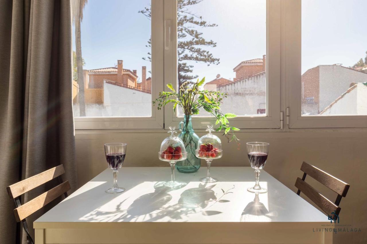 Apartamento En La Playa En Paseo Maritimo Malaga Luaran gambar