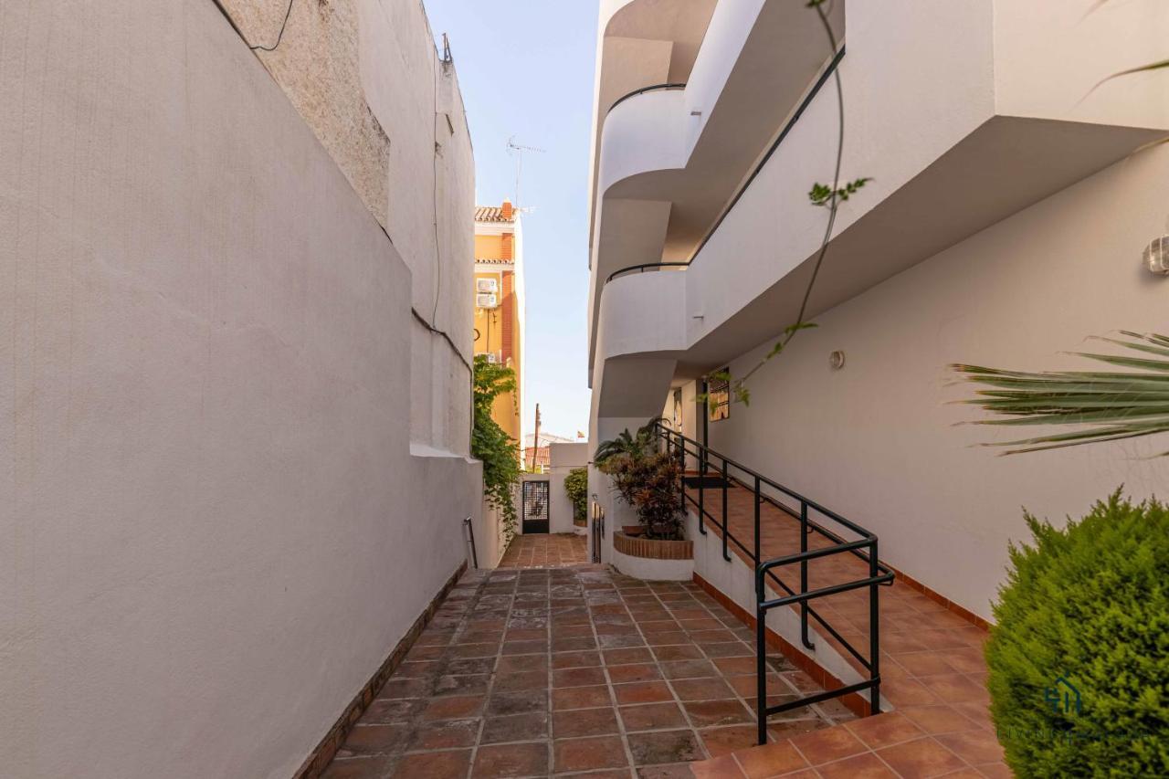 Apartamento En La Playa En Paseo Maritimo Malaga Luaran gambar